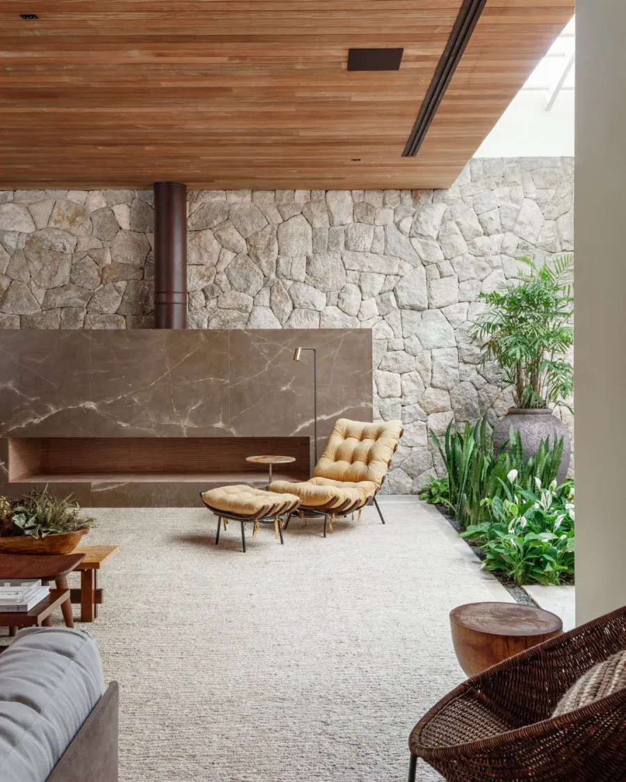Interiores em pedra